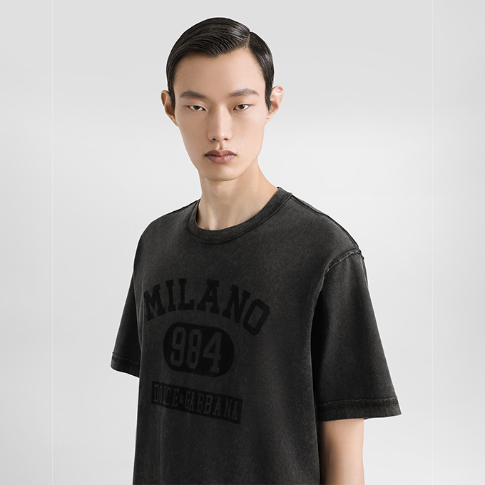 dolce & gabbana milano letter flocked print washed cotton t-shirt